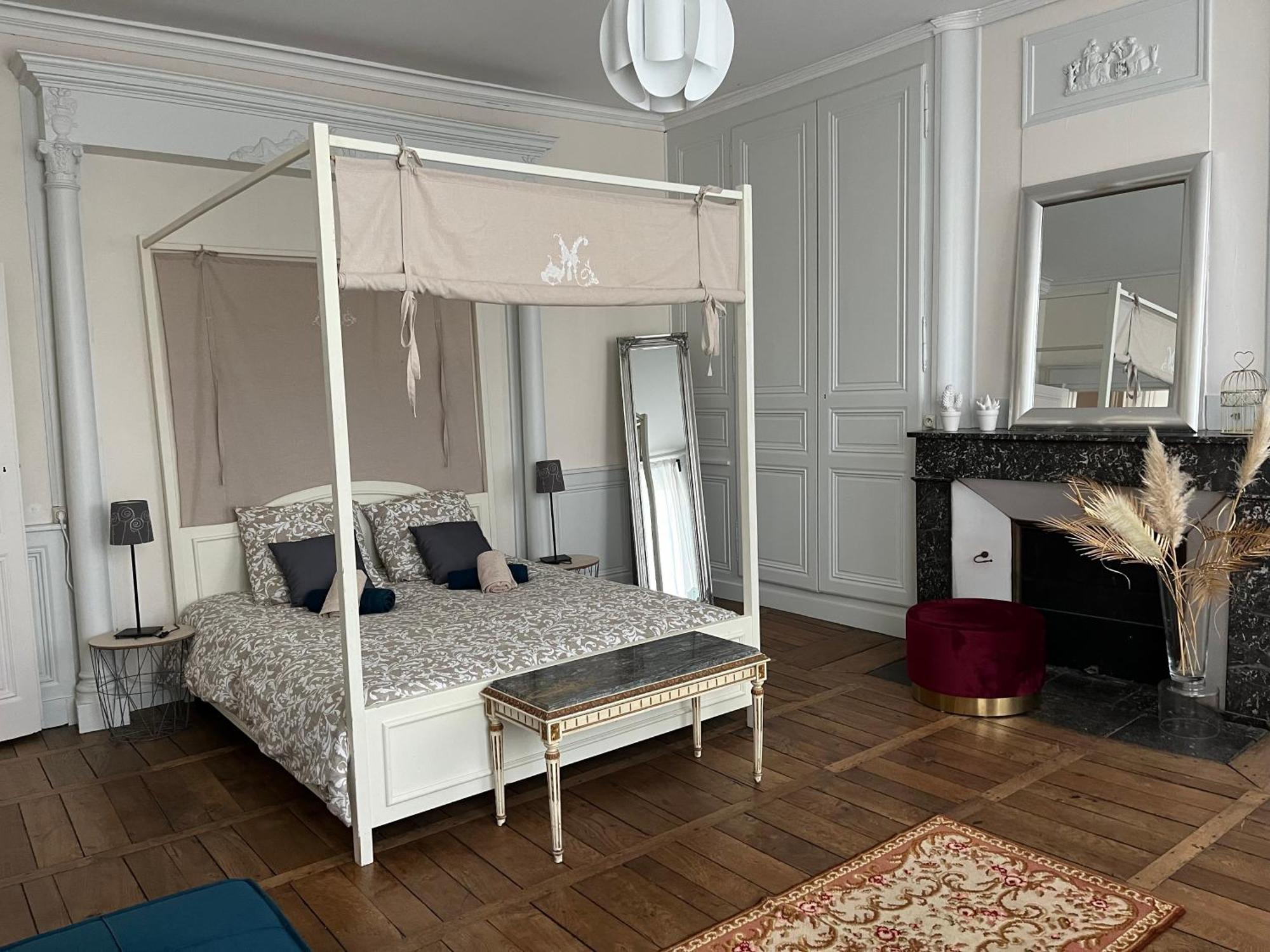 La Villa Louana 1 Appartement 160M2 Sobriete,Elegance En Coeur De Ville オービュッソン エクステリア 写真